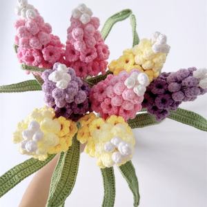 Ramo de Flores de Jacinto de Uva Tejido a Mano con Ganchillo para Decoración del Hogar, Bodas, Exteriores y Accesorios de Fotografía, Producto Terminado - Product Image 3