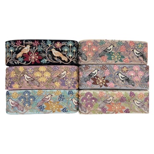 Tissu de dentelle brodée florale de qualité supérieure 2025, bordure en dentelle, rubans décorés de paillettes, prix de gros pour l'exportation en Inde - Product Image 1