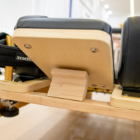 Máquina de Pilates de Lujo en Madera de Arce Dorada, Resistente y Saludable, Profesional, de Grado Comercial para Estudio, Venta al Por Mayor, para Yoga y Fitness