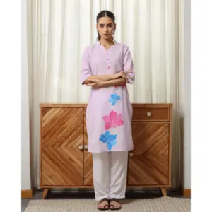 Ensemble Kurta en coton lavande pour femmes Florence, vêtements de travail, ensembles élégants - Product Image 2