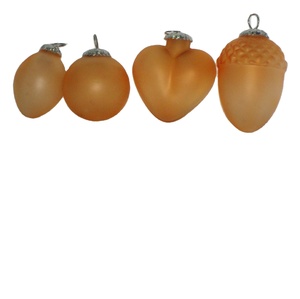 Estera de corazón colgante de Navidad, decoración de interior de metal naranja personalizada, artículo de Navidad, tela, Uds. Material - Product Image 1