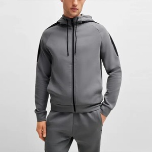 Chándal cortavientos personalizado de dos piezas para hombre, conjunto de Sudadera con capucha de invierno y pantalones de chándal cortos con chaqueta Jogger estampada - Product Image 6