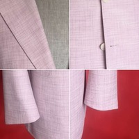 Jas Pria Dusty Pink Bertekstur Single Breasted Dua Kancing Kerah Notch Saku Lipat Jas Pria untuk Pesta Pernikahan Bisnis Custom MTM