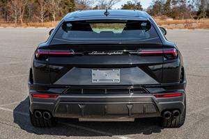 Lamborghini Urus Performante 2024 bien entretenue, "Super SUV" léger, propulsé par un moteur V8 biturbo - Product Image 3