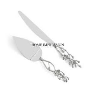 Colección Vinatge Acero Inoxidable Plata Brillante Pulido Cake Server Y Juego De Cuchillos Con Asas De Plástico En Precios Impresionantes - Product Image 3