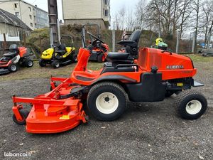 Cortadora de Césped Kubota F3680 de 183 cm, 4 Cilindros, Diésel, 1243 h, 4x4 - Product Image 6