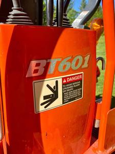 Caja de Cambios para Tractor de Ruedas BX25D 4WD de 30 HP, Ligeramente Usada, en Venta a un Precio Muy Económico - Product Image 6