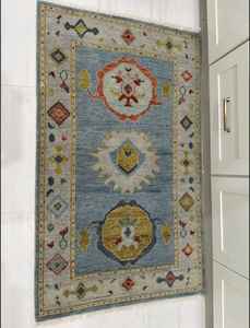 Tapis modernes de luxe faits à la main en laine de soie doux noués à la main abstrait personnalisable tailles 5x8 12x14 pour la maison bureau hôtels vibrant - Product Image 2