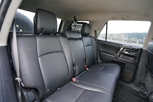 โตโยต้า 4Runner TRD Off-Road Premium 4x4 ปี 2021 สภาพดี - Product Image 2
