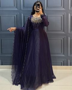 Indien ethnique soie Anarkali bleu musulman Eid robe lourde brodé Dupatta manches longues évasées longue fête de mariage Nikkah - Product Image 3