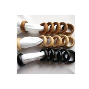 Anneaux de serviette en bois classiques parfaits pour les tables à manger élégantes, les occasions festives, les fêtes, les hôtels, les restaurants et les maisons - Product Image 3