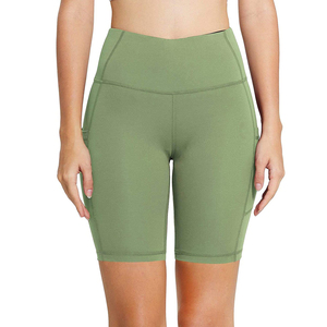 กางเกงขาสั้นไบเกอร์รัดรูประบายอากาศได้ดีสำหรับผู้หญิงกางเกงขาสั้นผ้าโพลีเอสเตอร์/ ไนลอนแบบเรียบๆดีไซน์โลโก้ตามสั่งแห้งเร็ว - Product Image 4