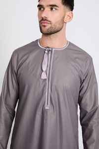 2025 OEM y ODM para Daffah Thobe nueva moda musulmana Jubah para hombres accesorio de ropa tradicional al por mayor en Irak - Product Image 5