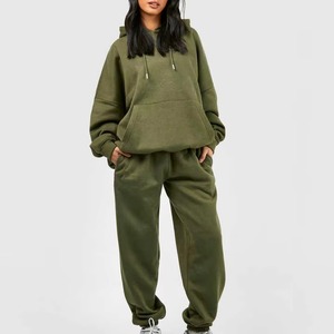 Chándal a prueba de viento de gran tamaño con capucha sólida para mujer, de talla grande, ligero, transpirable, de secado rápido, estampado de logotipo personalizado 2 en 1 - Product Image 3