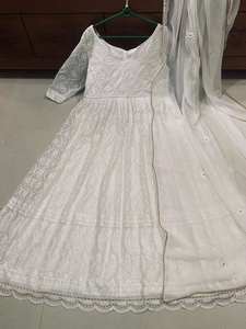 Georgette pure lourde indienne avec broderie et travail de séquence et travail de pierre de diamant robes longues avec travail de broderie Dupatta - Product Image 4