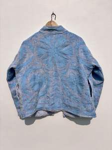 Veste indienne à broderie Suzani faite à la main en gros Veste courte en coton Suzani pour femmes Taille libre Manteau Suzani personnalisable - Product Image 6