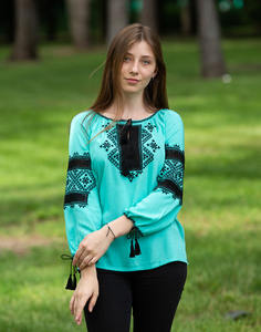 Blusas ucranianas de moda informal de diseñador para mujer, Top tejido de popelina con cuello en V para primavera y verano - Product Image 1