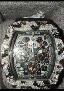 Reloj de Diamantes - Product Image 1