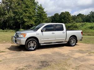 Precio bajo, Nissan Titan SV 2012, auto usado en venta - Product Image 1
