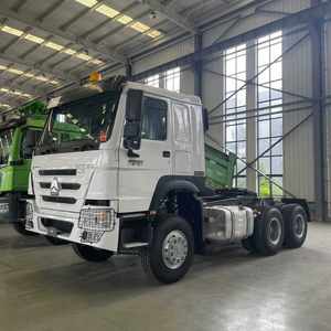 Camión Tractor con Motor Diésel de 400 HP, Estándar de Emisiones Euro 2, Apto para Transporte de Carga a Granel y Contenedores - Product Image 4