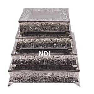 Diseño hecho a mano acabado dorado redondo comida pastel servidor soporte bodas fiesta cumpleaños pastel servir Metal pastel soporte - Product Image 4