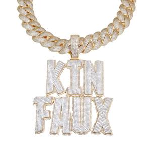 Pendentif Moissanite VVS en or 14 carats et 18 carats en forme de cœur pour homme - Product Image 3