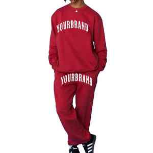 Conjunto de Sudadera y Pantalones Deportivos de Algodón 100% Estampado, Cuello Redondo, Estilo Desgastado con Parches, Lavado Ácido, para Invierno, Venta al Por Mayor - Product Image 1