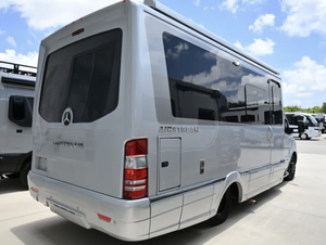 Expédition immédiate - Camping-car de luxe ATLAS 24MS d'occasion 2022 - Émissions EURO 5 - 4-6 passagers - Livraison mondiale - Product Image 4