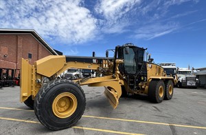 รถเกรดมอเตอร์มือสองสำหรับแมว140K - Product Image 2