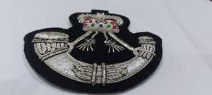 Étiquettes de vêtement en polyester durables élégantes de qualité supérieure brodées à la main emblèmes britanniques patchs fil métallique tissé Wok Badges tissé de qualité supérieure - Product Image 6