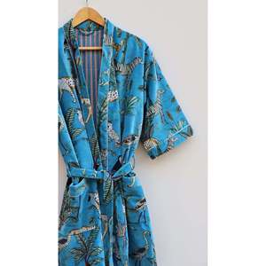 Chaqueta Kimono de Terciopelo Kantha para Mujer, Bata Casual Suave de Verano con Cuello Mandarín y Costuras Artesanales - Product Image 3