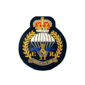 Logotipo personalizado insignia bordada a mano bordado de alambre de lingotes en cuero y tela decoración de encaje elegante - Product Image 5