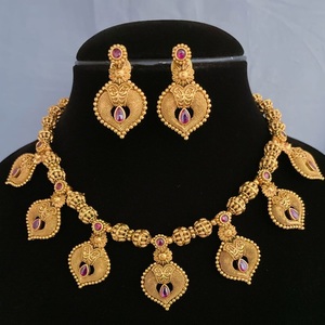 Look traditionnel Antique polonais Design exclusif avec pierre Look plaqué or collier ensemble avec boucles d'oreilles pour mariage pour les femmes - Product Image 1