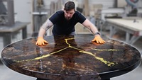 Tables à Manger en Bois Massif à Bords Vivants de Luxe avec Résine Époxy, Créations Sur Mesure pour la Maison