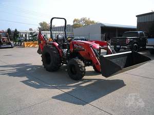 Tracteur à roues McCormick CT55U 90HP 4WD avec moteur haute performance et rapport fourni - Product Image 2