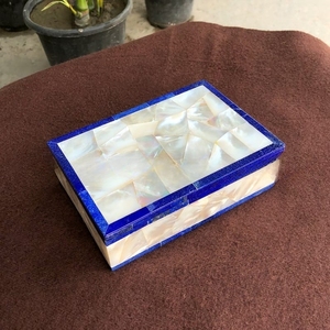 กล่องเครื่องประดับหินอ่อนคุณภาพอินเดียที่มีวัสดุหินเงาสีขาวสำหรับจัดเก็บและตกแต่งต่างหู - Product Image 3