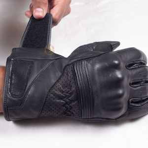 Gants de course de moto en cuir de haute qualité - Product Image 1