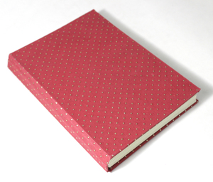 Cuaderno de sublimación Hoja de color granate de alta calidad con pequeños muñecos dorados metálicos impresos por todas partes como cubierta dura - Product Image 2