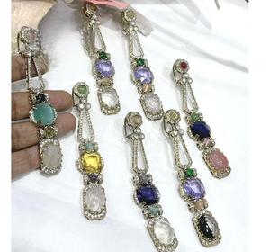 Pendientes de Diseño Moderno Chapados en Oro de la Mejor Calidad, Colección de Joyería para Bodas y Fiestas para Mujeres y Niñas - Product Image 1