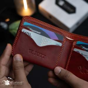 Cartera de Lujo Clásica Hecha a Mano No.81 con Cuero Fiebings Teñido, Costura Francesa, Cuero Genuino Unisex - Product Image 4