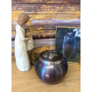 Funéraire d'urne en aluminium blanc de haute qualité pour adulte et animal de compagnie fabriqué à la main indien pour urnes de crémation pour la conception adulte de cendres humaines - Product Image 5