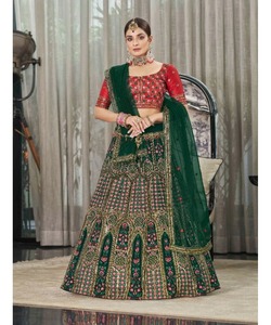 Lehengacholi แต่งงานเจ้าสาวสำหรับผู้หญิงกำมะหยี่สีแดงปักเลื่อมและทำงาน - Product Image 5