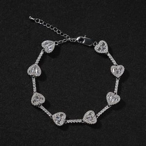Ensemble collier et bracelet cœur serti de zircone cubique 5A taille baguette, chaîne tennis en zircone cubique en forme de cœur de 10 mm pour hommes et femmes - Product Image 1