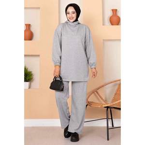 Ensemble 2 pièces en tissu polaire à capuche gris, décontracté, taille XS, logo personnalisé, tricot de haute qualité pour les tenues d'automne, haut ajusté court - Product Image 3