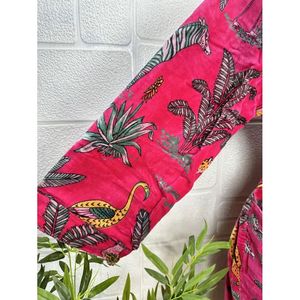 Kimono de Lujo Unisex, Elegante, Color Rosa Jungla y Azul Malibu, para Otoño e Invierno, Bata de Terciopelo, Reversible, Suavidad de Seda - Product Image 5
