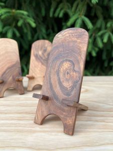 ที่วางโทรศัพท์ทำจากไม้ธรรมชาติที่วางโทรศัพท์บนโต๊ะเป็นมิตรกับสิ่งแวดล้อมที่จับมือถือทำด้วยมือคุณภาพเยี่ยมโดย HWC - Product Image 4