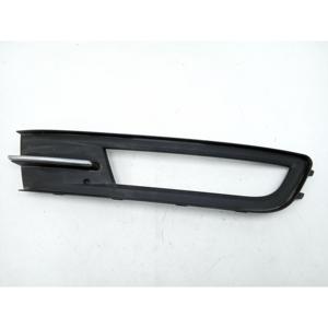 VOLKSWAGEN Passat Serie B8 (3G2, CB2) (14>) กรอบครอบไฟตัดหมอกด้านหน้า RH 3G0853666A - Product Image 1