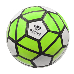 Ballon de football de taille officielle de haute qualité, personnalisé, léger, en cuir PU, cousu à la machine, écologique, durable, pour l'extérieur, en promotion - Product Image 2