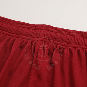 ชุดฟุตบอลผู้ใหญ่ ดีไซน์ล่าสุด ระบายอากาศได้ดี สีสันปรับแต่งได้ ผ้าโพลีเอสเตอร์ 100% แห้งเร็ว แขนสั้น เหมาะสำหรับทุกฤดูกาล - Product Image 5