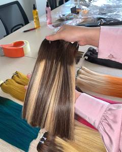Wholesales Cuticle Aligned Piano <b>Color</b> Weft <b>Hair</b> Bone Straight 100% Virgin Remy Vietnamese Hand Tied <b>Hair</b> Weft Raw <b>Hair</b> - Product Image 5